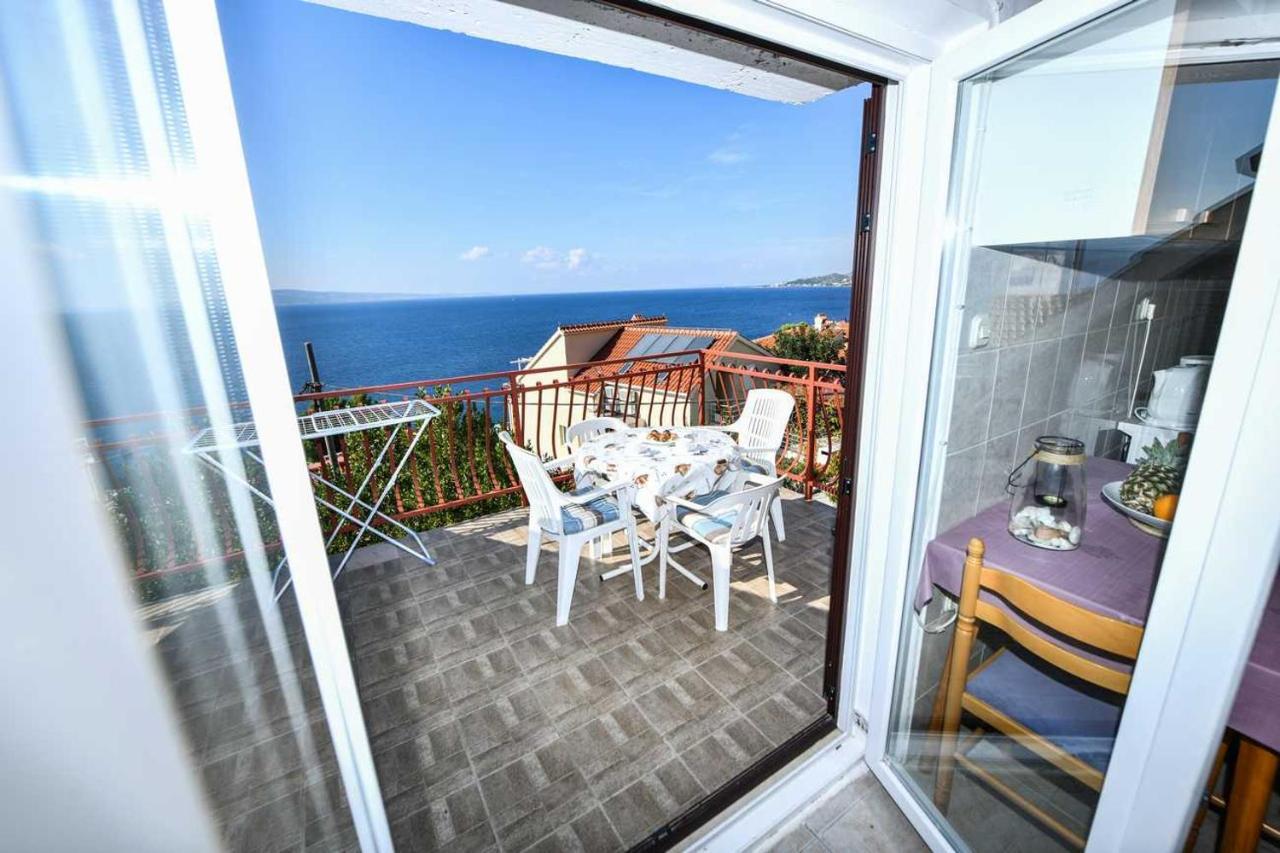 Perfect Vacation Apartments Omis Bagian luar foto